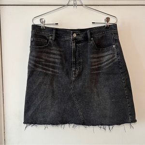 Gap Black Stretch Denim Mini Skirt Jean Skirt Sz 30 Tall | 10T